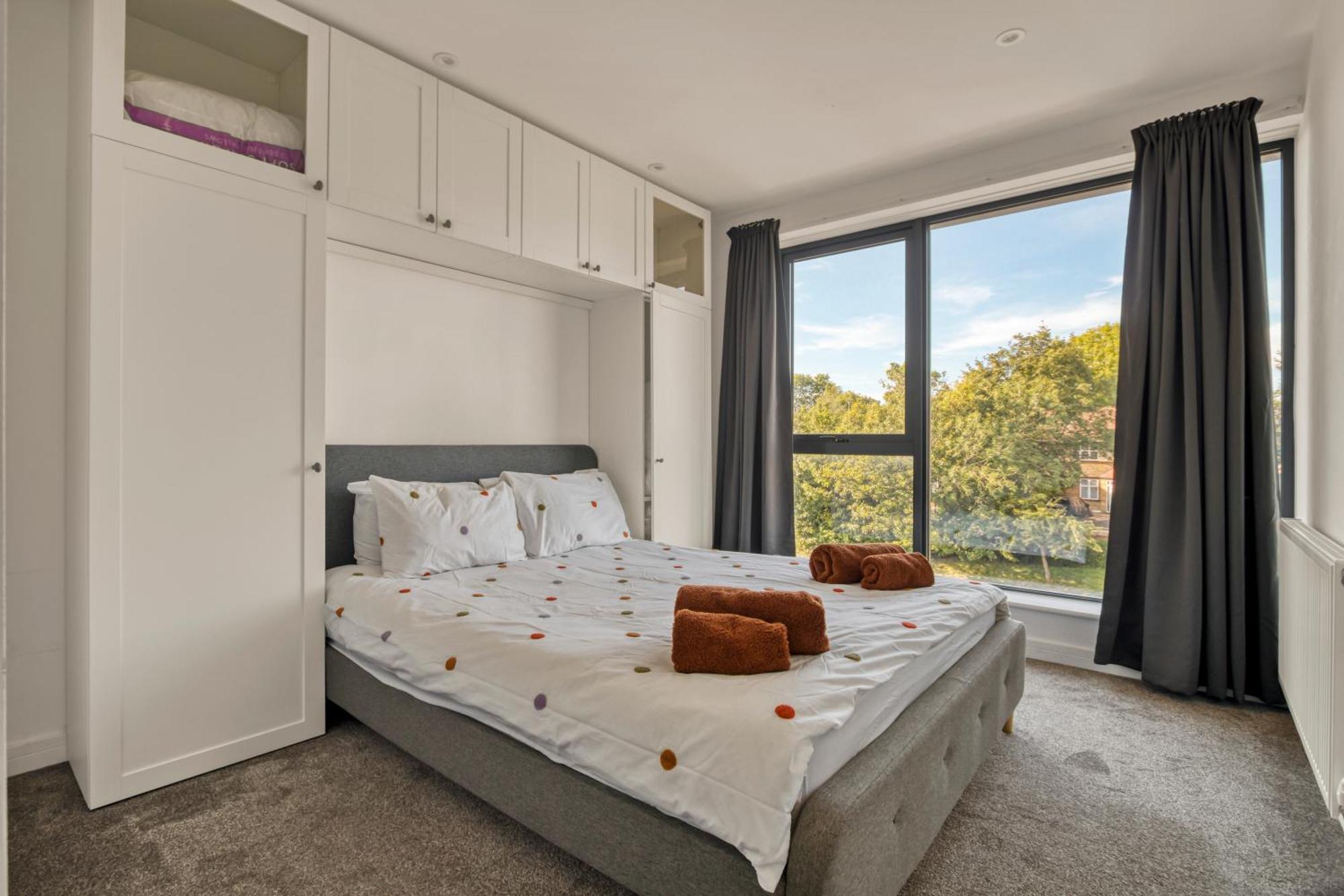 Modern Penthouse In Wembley Appartement Londen Buitenkant foto